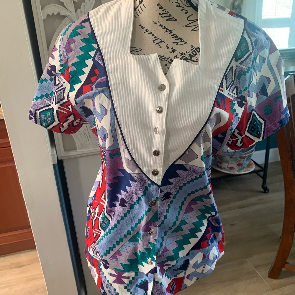 VINTAGE, ladies western top.  Graphic.